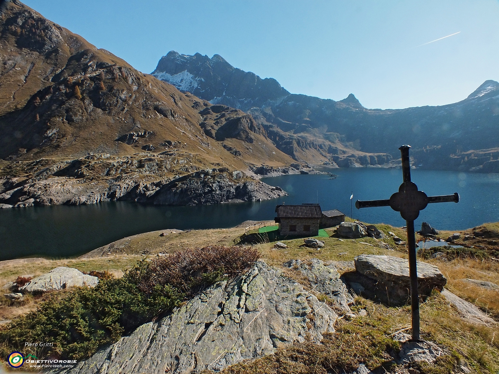 35 Presenza e ricordi di vita ai Laghi Gemelli.JPG